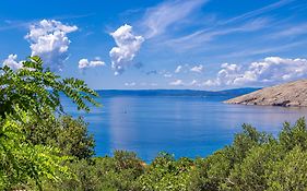 Private Accommodation Stara Baska