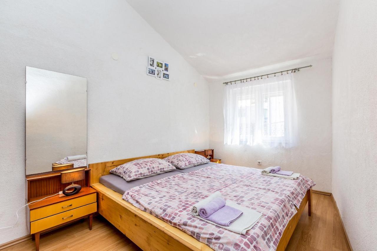 Private Accommodation Stara Baška Zewnętrze zdjęcie